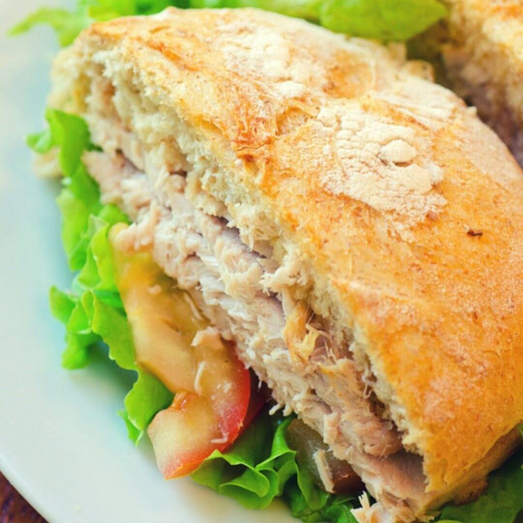 Sanduíche de Queijo Minas com tomate (Casa Mathilde)